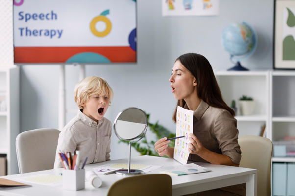 How to Support a Loved One Going Through Speech Therapy