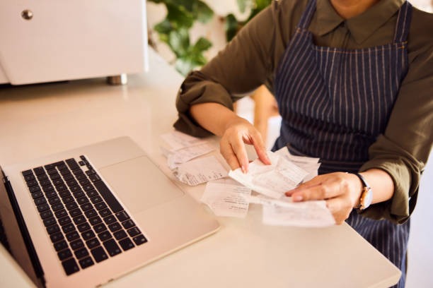 Grow with Confidence Using a Fractional Bookkeeping Service