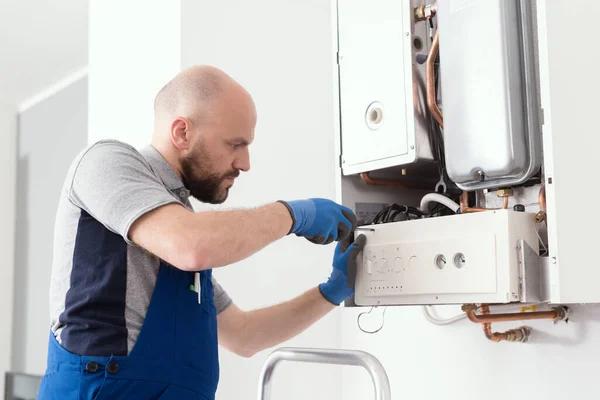 Common Plumbing Issues That a Plumber Papillion Can Help Resolve
